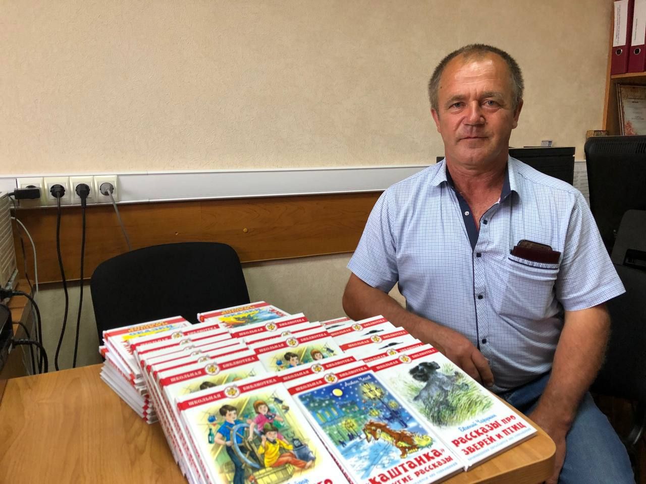Больше 200 книг отправят жителям Донбасса из Предгорного округа