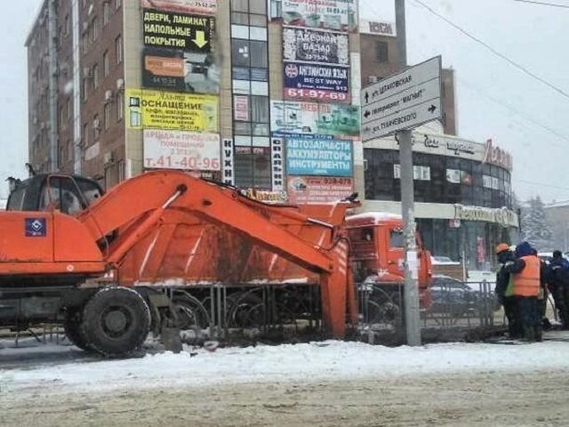 В Юго-Западном районе Ставрополя коммунальщики устранили порыв водопровода В Юго-Западном районе Ставрополя коммунальщики устранили порыв водопровода