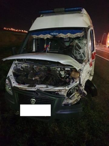 На Ставрополье в ДТП попала скорая помощь, в которой пациента везли в больницу На Ставрополье в ДТП попала скорая помощь, в которой пациента везли в больницу