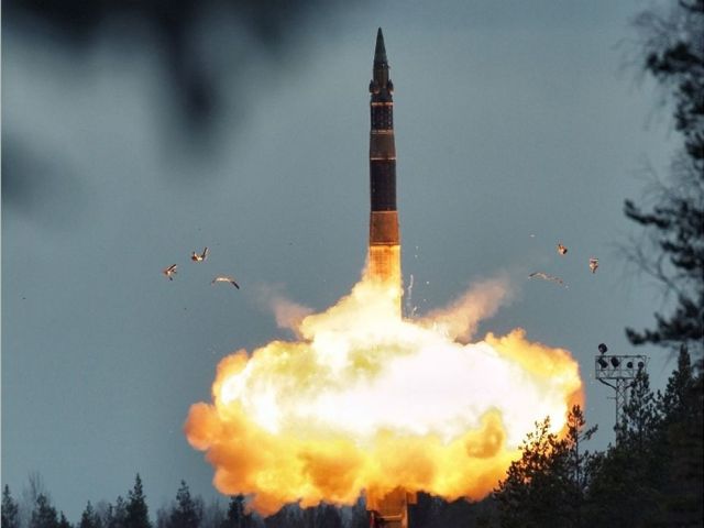 Напугавшее ставропольцев «НЛО» оказалось межконтинентальной ракетой Напугавшее ставропольцев «НЛО» оказалось межконтинентальной ракетой