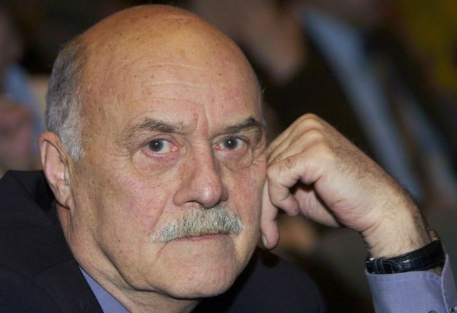 14 июня умер режиссёр Станислав Говорухин 14 июня умер режиссёр Станислав Говорухин
