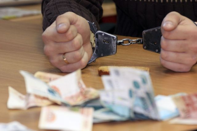 Житель Пятигорска незаконно перепродал валюту на 56 миллионов рублей Житель Пятигорска незаконно перепродал валюту на 56 миллионов рублей