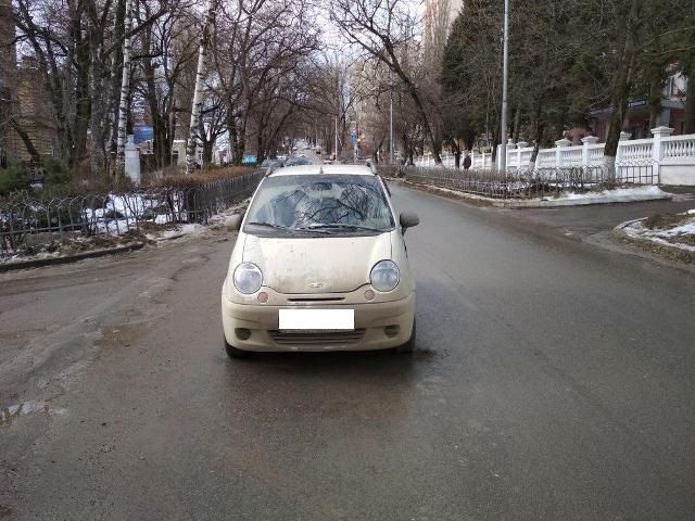 Двое школьников попали под колёса автомобиля в Ставрополе Двое школьников попали под колёса автомобиля в Ставрополе