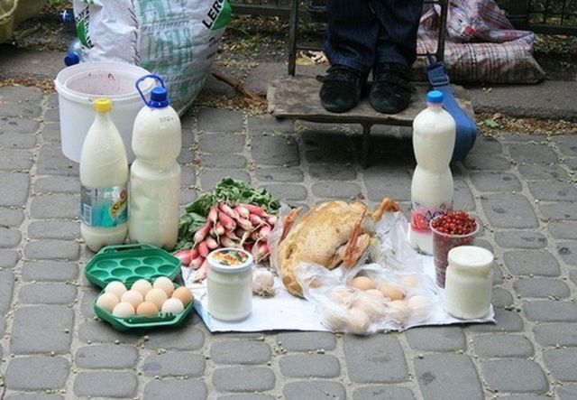 В Железноводске продолжается борьба со стихийной торговлей В Железноводске продолжается борьба со стихийной торговлей