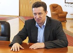 Валерий Гаевский встретился с вице-президентом ОАО «Нефтяная компания «ЛУКойл» Валерий Гаевский встретился с вице-президентом ОАО «Нефтяная компания «ЛУКойл»