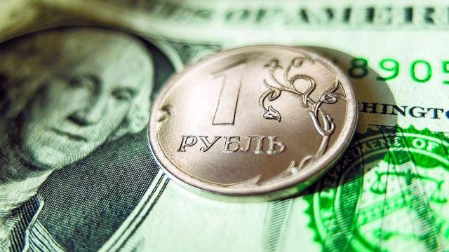 Эксперты предсказали обвал рубля Эксперты предсказали обвал рубля