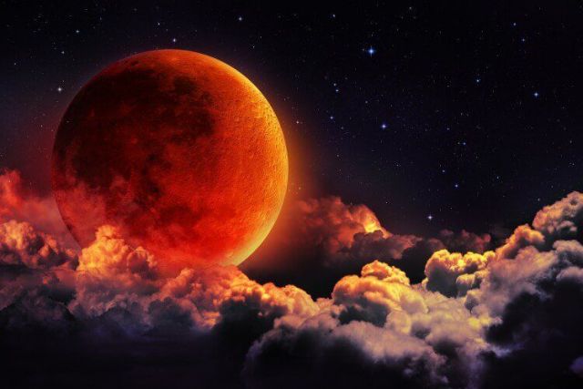 Жители Ставрополья 7 августа увидят лунное затмение Жители Ставрополья 7 августа увидят лунное затмение
