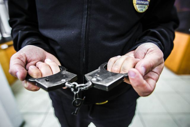 На Ставрополье полицейские задержали мошенника, находившегося два года в федеральном розыске На Ставрополье полицейские задержали мошенника, находившегося два года в федеральном розыске