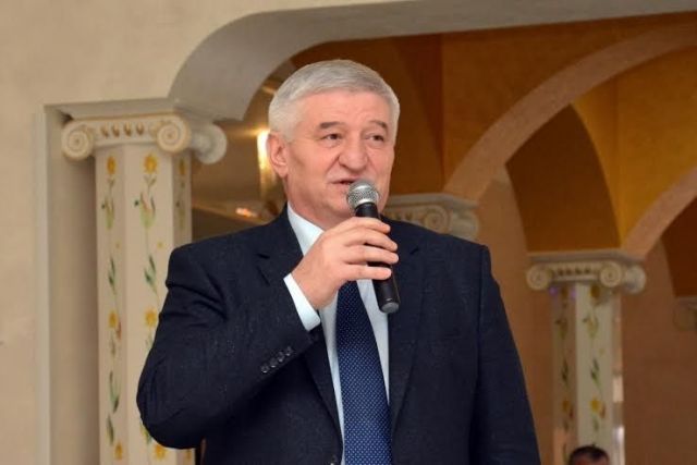 Андрей Джатдоев поздравил ставропольских выпускников Андрей Джатдоев поздравил ставропольских выпускников