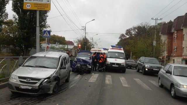 В Ставрополе в ДТП пострадал 4-летний ребёнок В Ставрополе в ДТП пострадал 4-летний ребёнок
