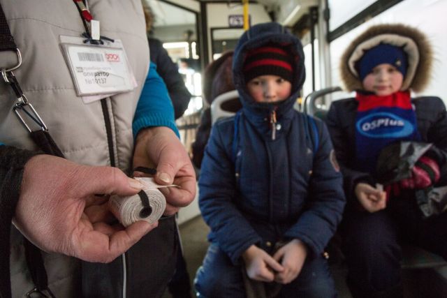 Госдума приняла поправки о штрафах за высадку детей из общественного транспорта Госдума приняла поправки о штрафах за высадку детей из общественного транспорта