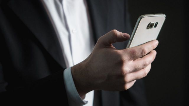 Жительница Невинномысска не попалась на уловки мошенника Жительница Невинномысска не попалась на уловки мошенника