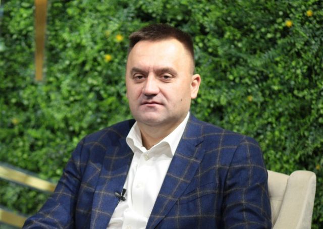 Сергей Захарченко выступил с открытым обращением по поводу губернаторских амбиций Сергей Захарченко выступил с открытым обращением по поводу губернаторских амбиций