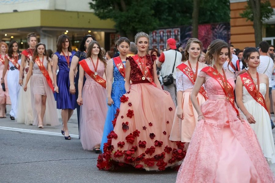 Насыщенная программа ждёт выпускников Ставрополья на краевом балу Ветер перемен