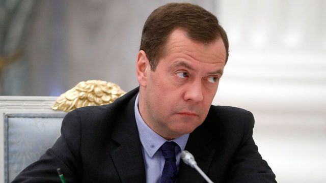 Премьер-министр России раскритиковал чиновников СКФО за неэффективность Премьер-министр России раскритиковал чиновников СКФО за неэффективность