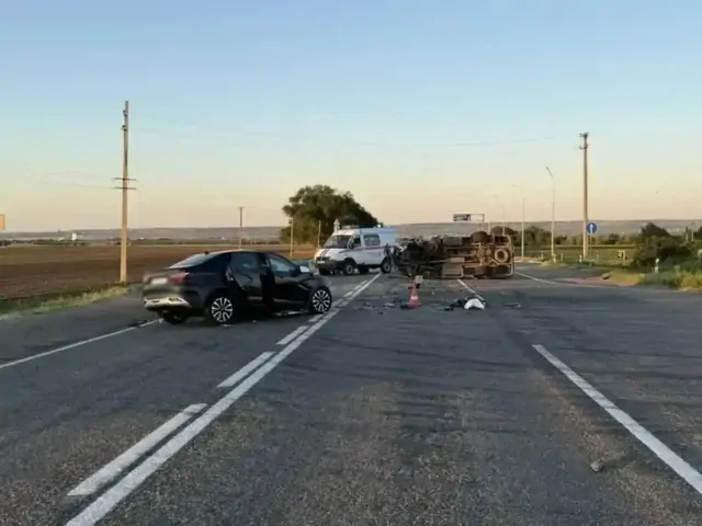 Годовалый ребёнок и трое взрослых пострадали в аварии в Петровском округе