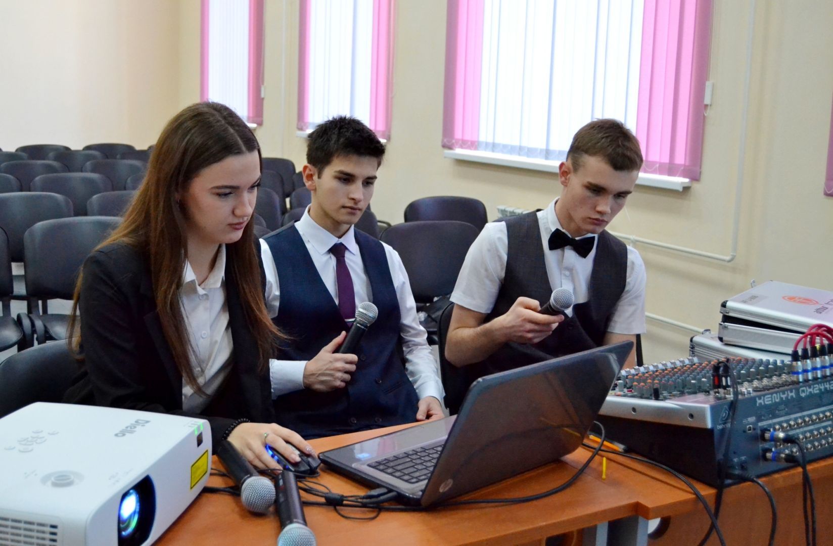 В Георгиевском округе реализуют 9 инициатив школьников за 4 млн рублей