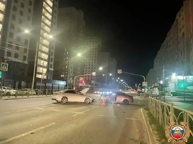 Трое, включая подростка, госпитализированы после ночной аварии на юге Ставрополя