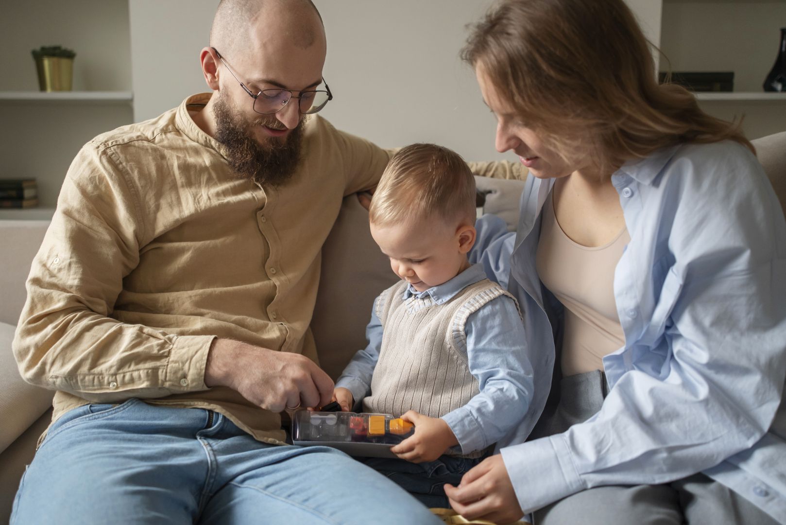 На Ставрополье более 400 семей, принявших детей на воспитание, получили выплаты