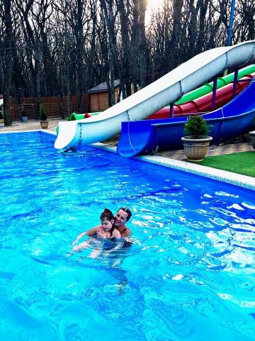 Дети и подростки с ОВЗ смогут и зимой бесплатно посещать аквапарк