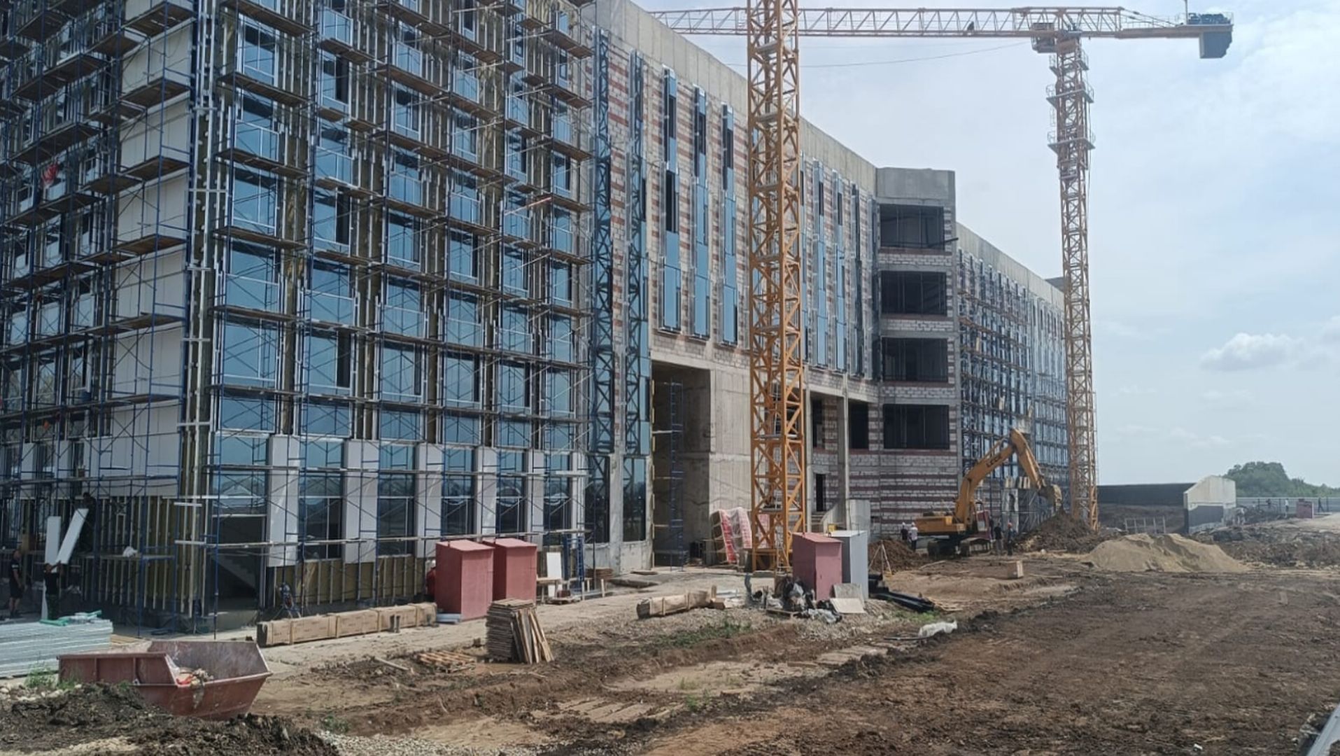 На юге Ставрополя продолжают строить культурно-образовательный комплекс в 85 тыс. квадратных метров