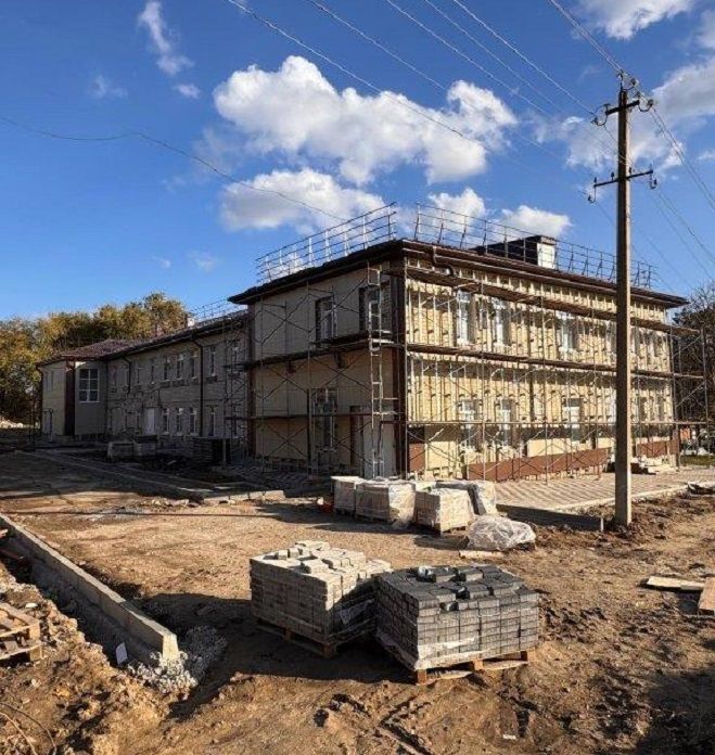 До конца года завершится капремонт роддома в Александровской больнице