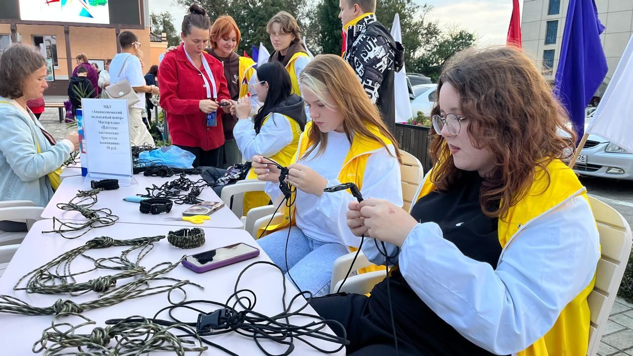 На Ставрополье прошла благотворительная ярмарка в поддержку участников СВО