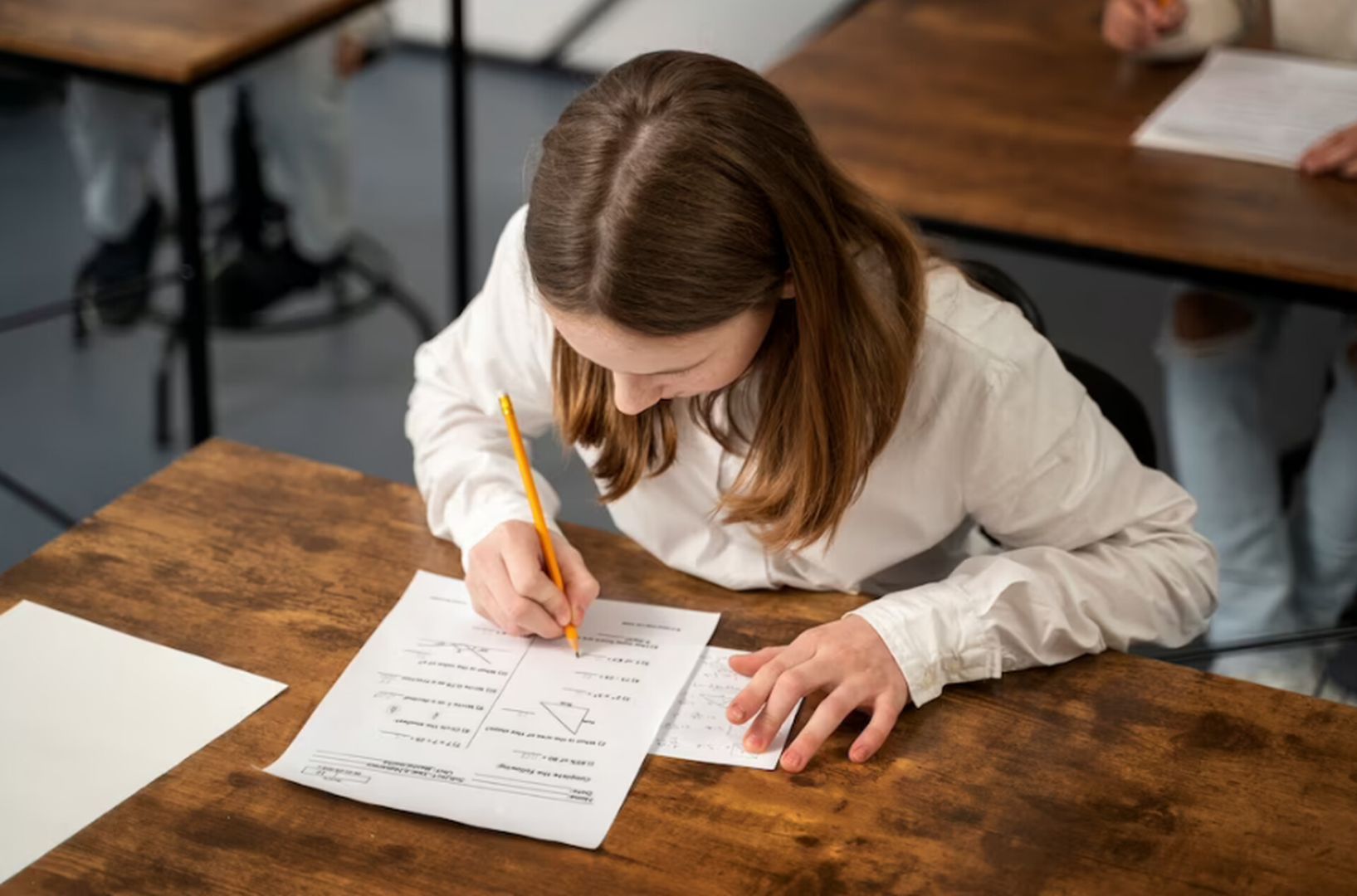 ЕГЭ перенесут в случае объявления беспилотной опасности на Ставрополье