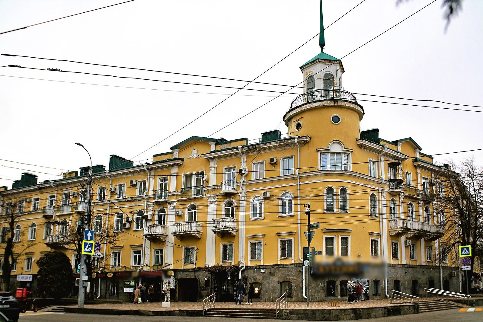 В Ставрополе за 49,5 млн рублей отреставрируют фасад первой на Кавказе женской гимназии