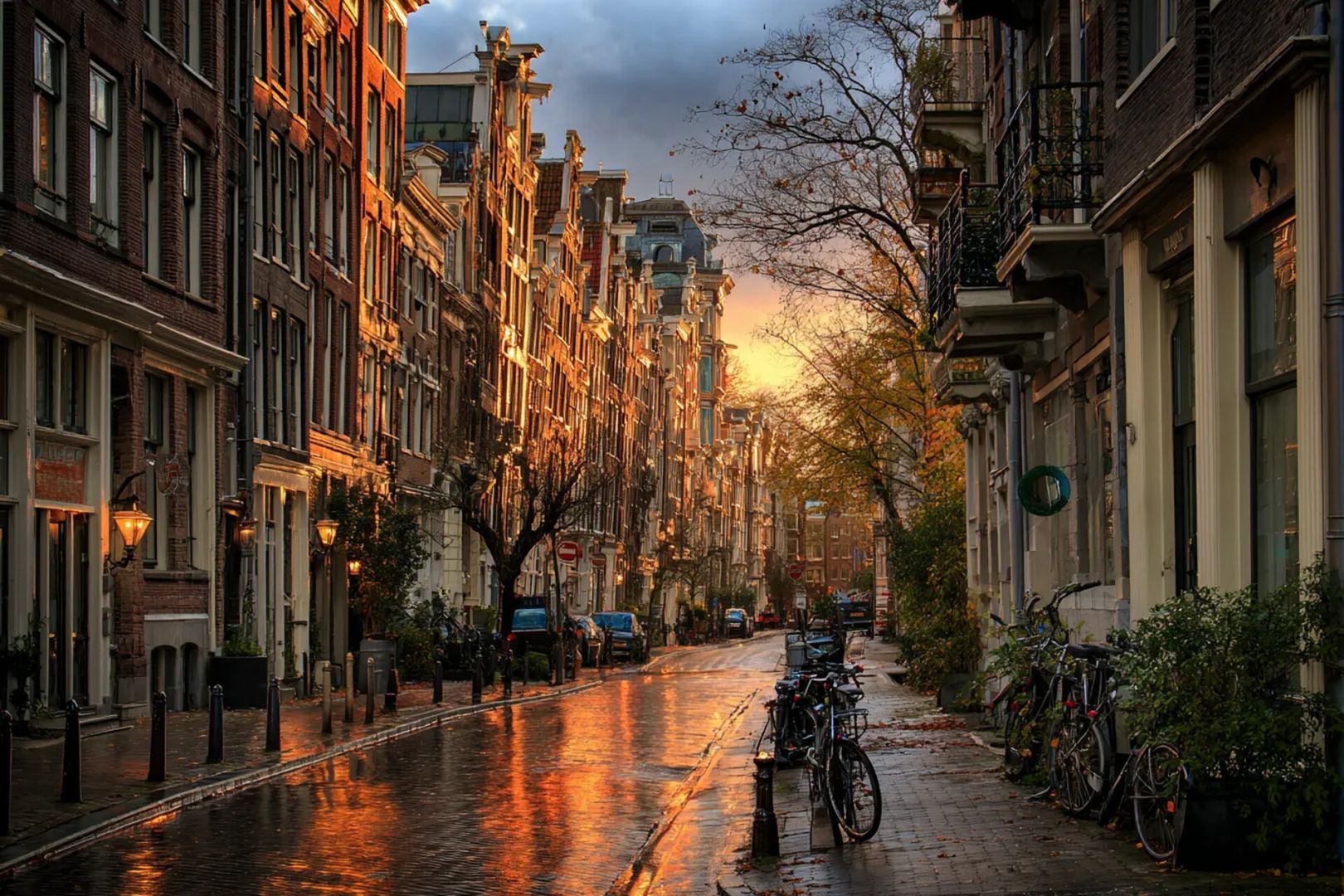 Осенние скидки на авиабилеты: куда улететь дешевле всего