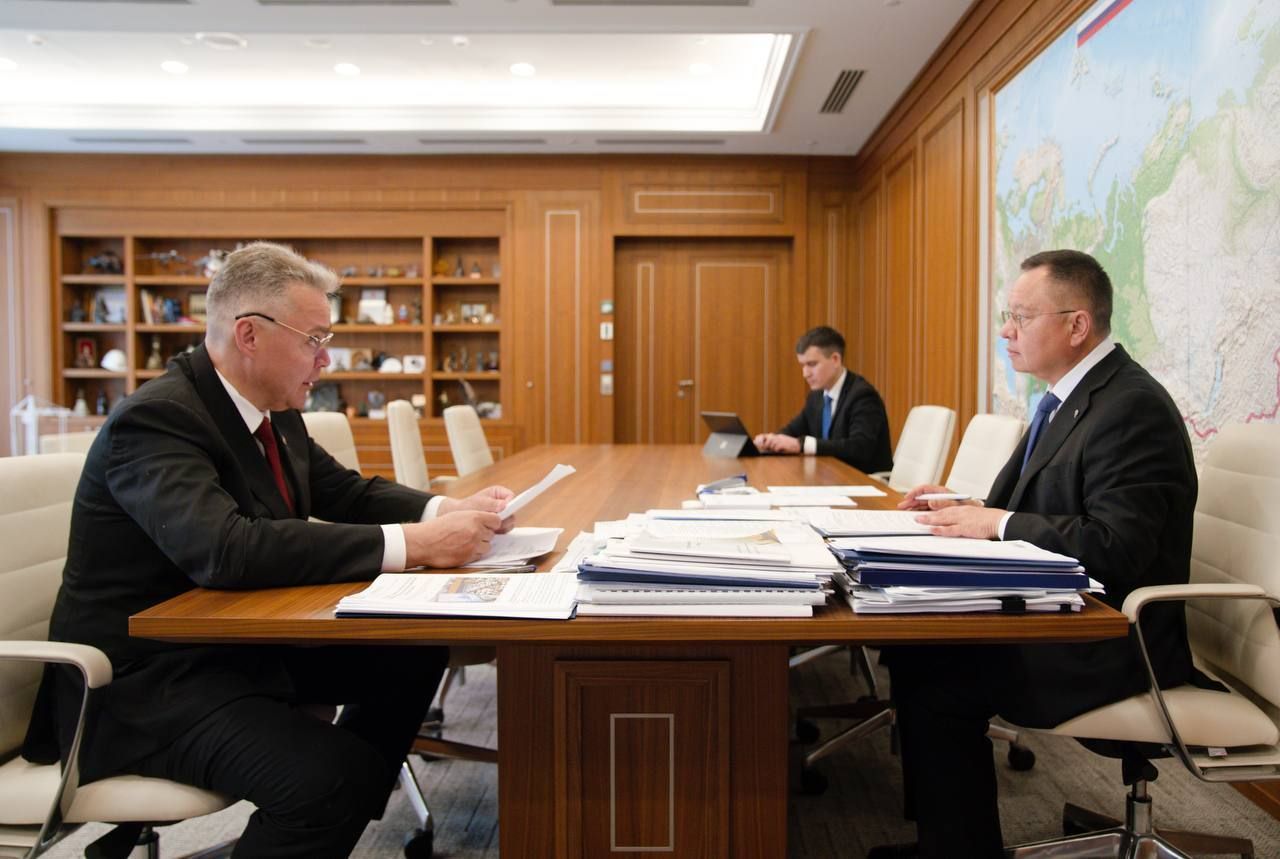 Губернатор Ставропольского края встретился с главой Минстроя России
