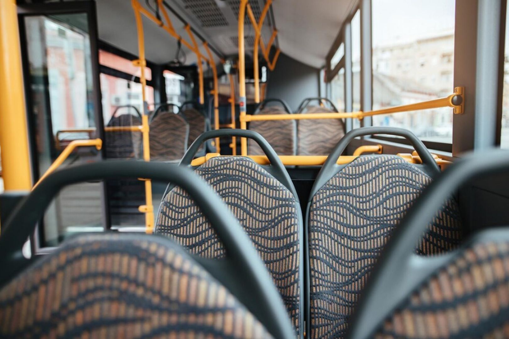 На Радоницу маршруты общественного транспорта Ставрополя продлят до кладбищ