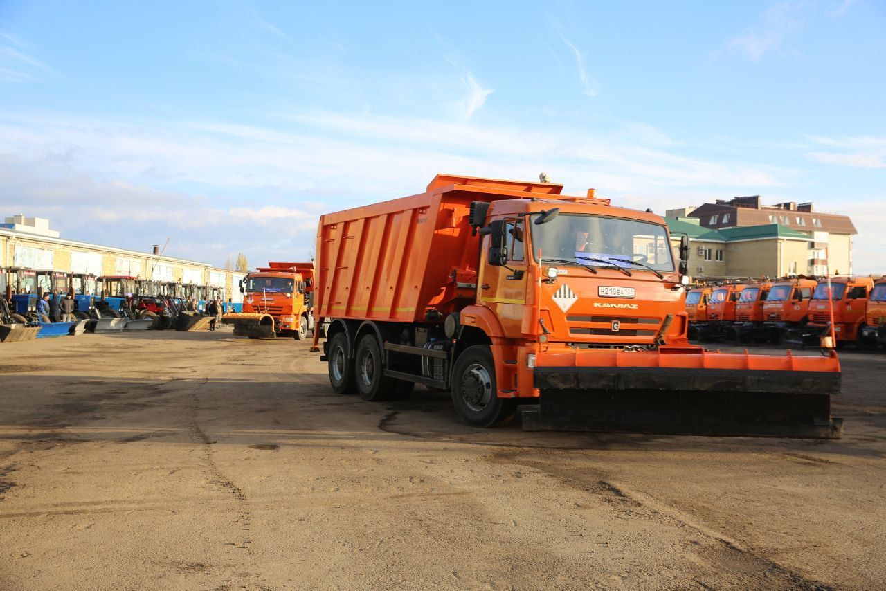 Более 120 единиц спецтехники подготовили в Ставрополе к работе зимой