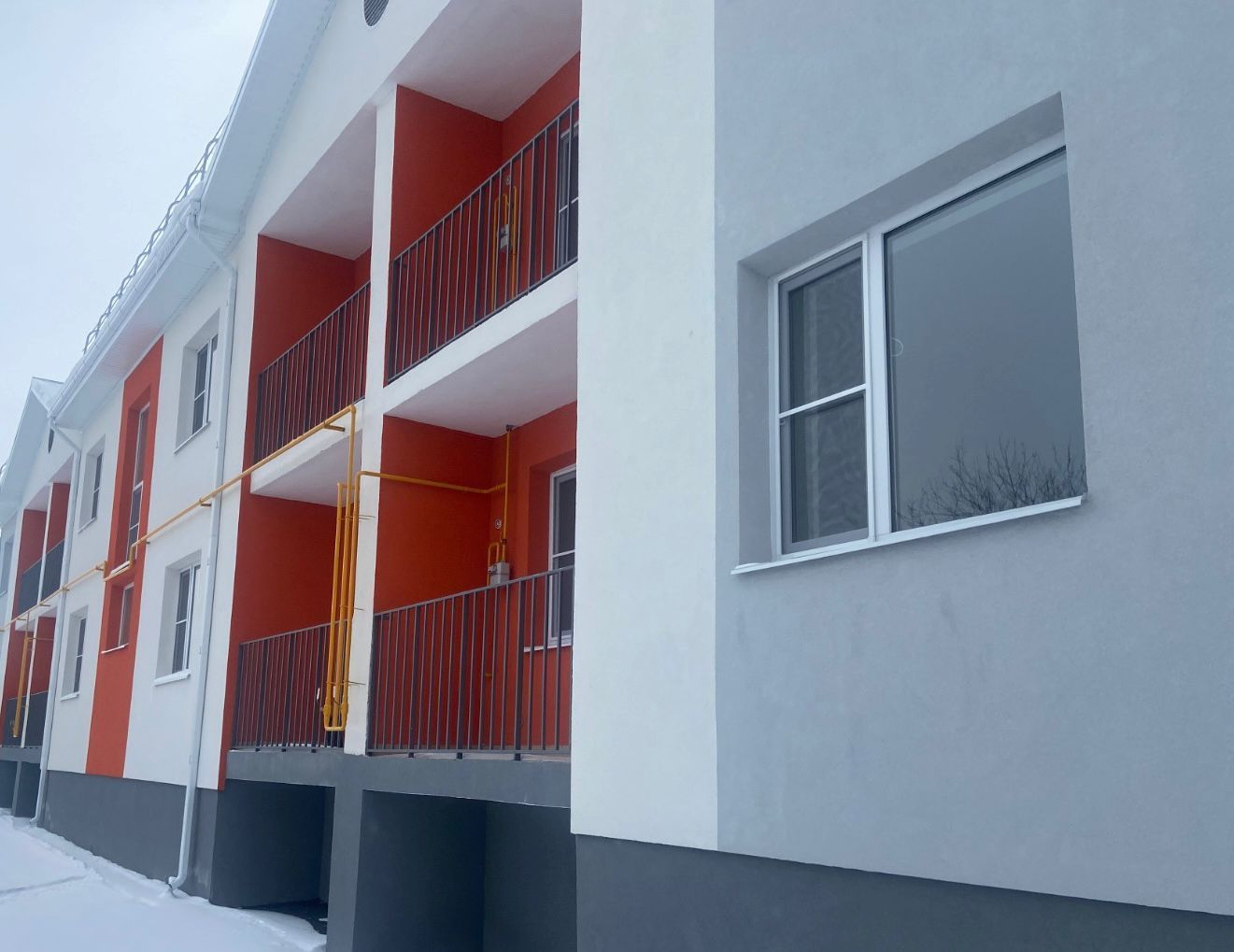 Восьмиквартирный дом для детей-сирот построили на Ставрополье