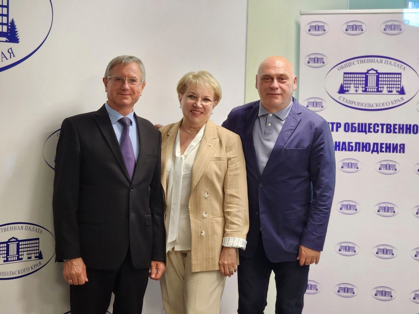 Избирком и общественные наблюдатели обсудили взаимодействие в ходе избирательной кампании на Ставрополье