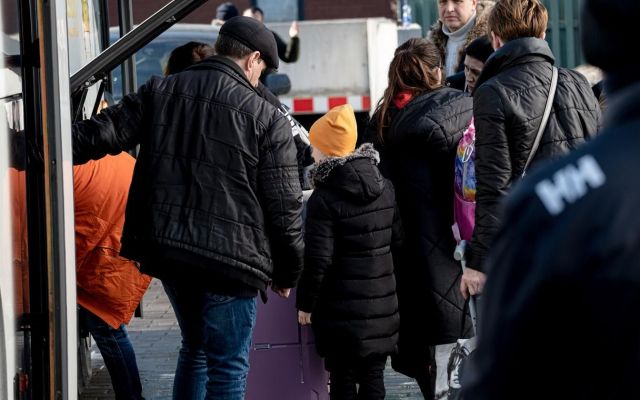 49 беженцев из Украины прибыли в Невинномысск 49 беженцев из Украины прибыли в Невинномысск