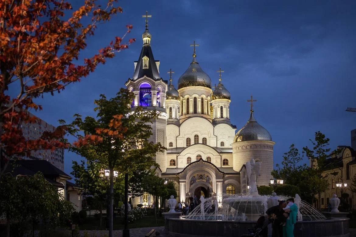 Уникальные видеопроекции икон украсят один из крупнейших храмов Ставрополья на Пасху