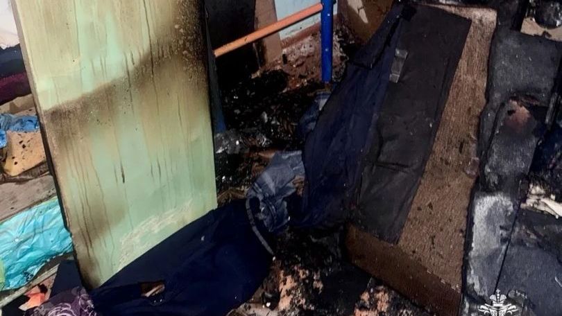 Игры ребенка с пиротехникой могли стать причиной пожара в Солнечнодольске