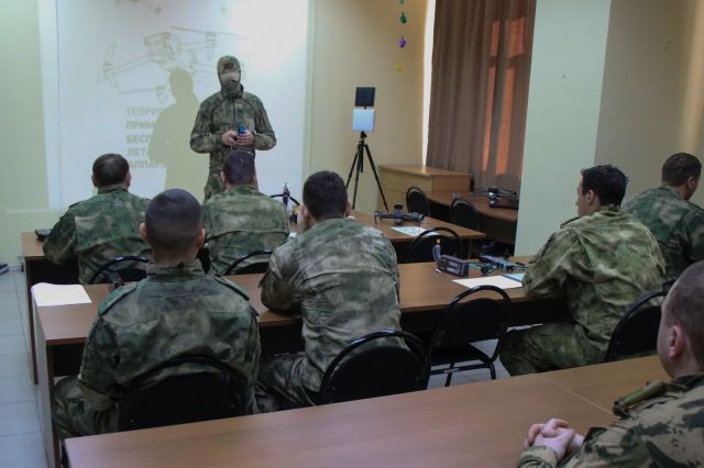 Росгвардия открыла спецкласс для подготовки операторов БПЛА в Ставрополе