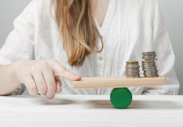 МРОТ в России может превысить 27000 рублей