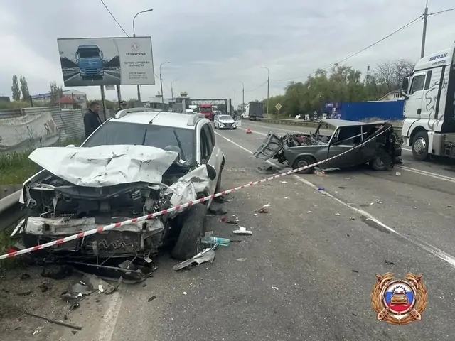 Четыре человека попали в больницу после ДТП в Невинномысске