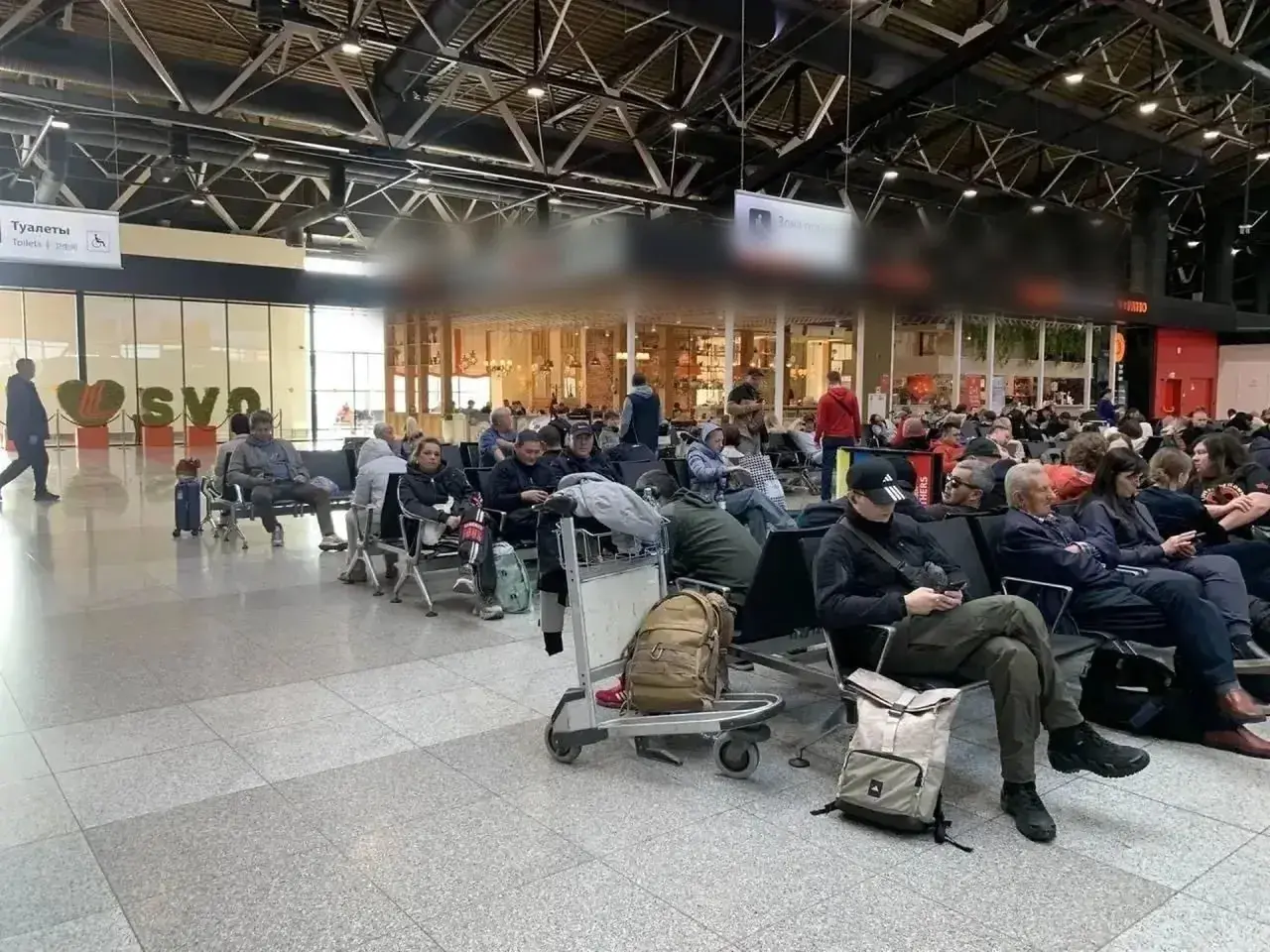 В аэропортах Ставрополья наблюдаются массовые задержки и отмены московских рейсов