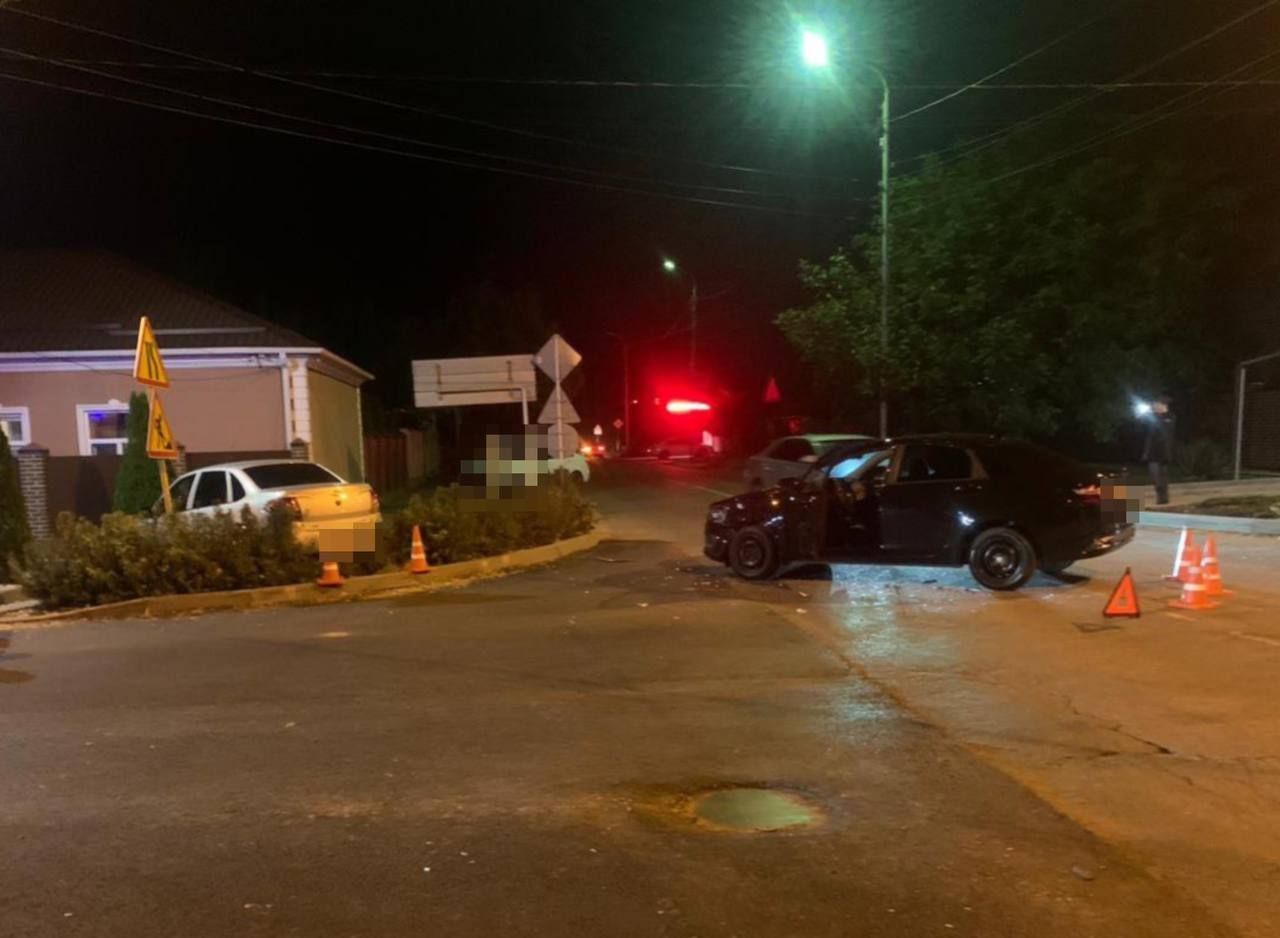 80-летняя водитель «Весты» получила травмы в ДТП в Минеральных Водах