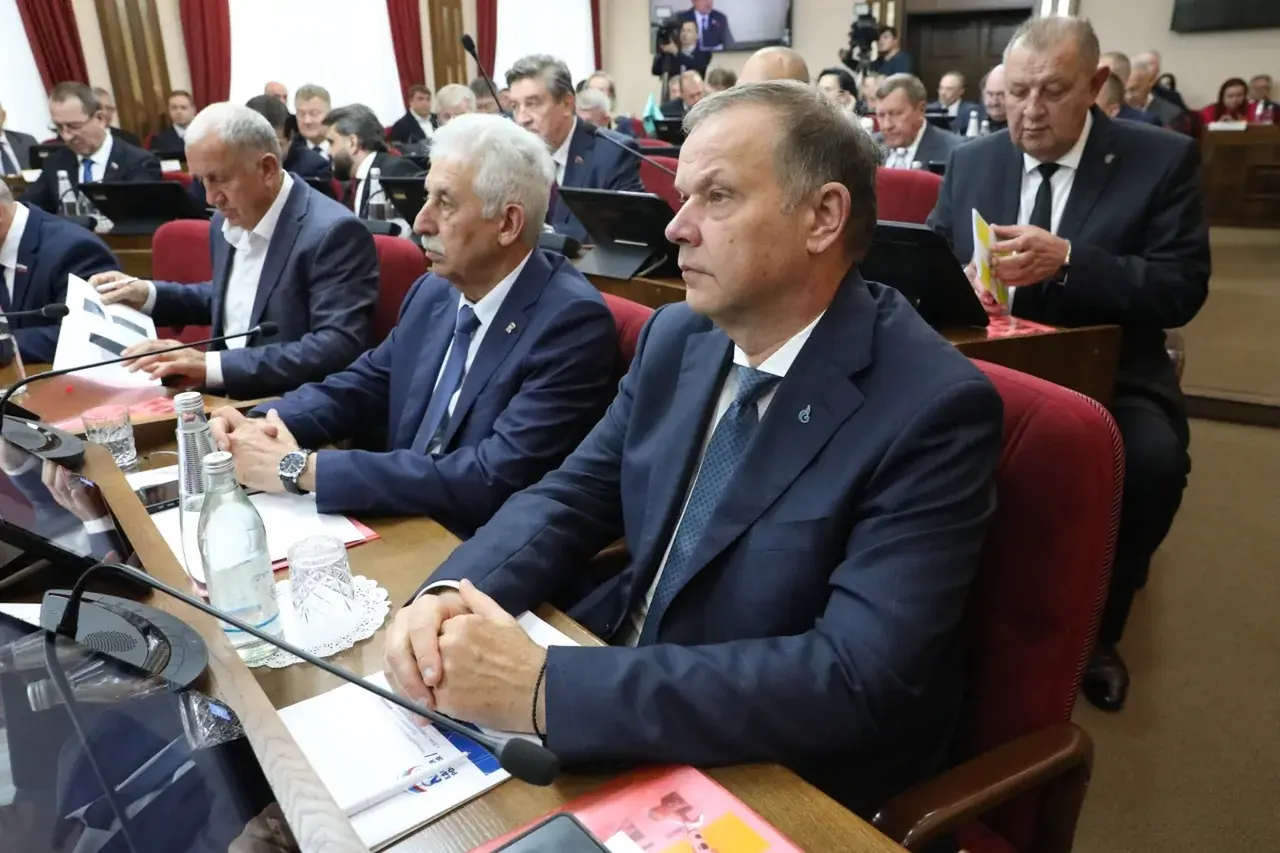 Дума Ставропольского края восьмого созыва утвердила председателей комитетов