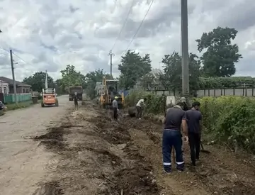 В станице Новоалександровского округа приступили к ремонту дороги