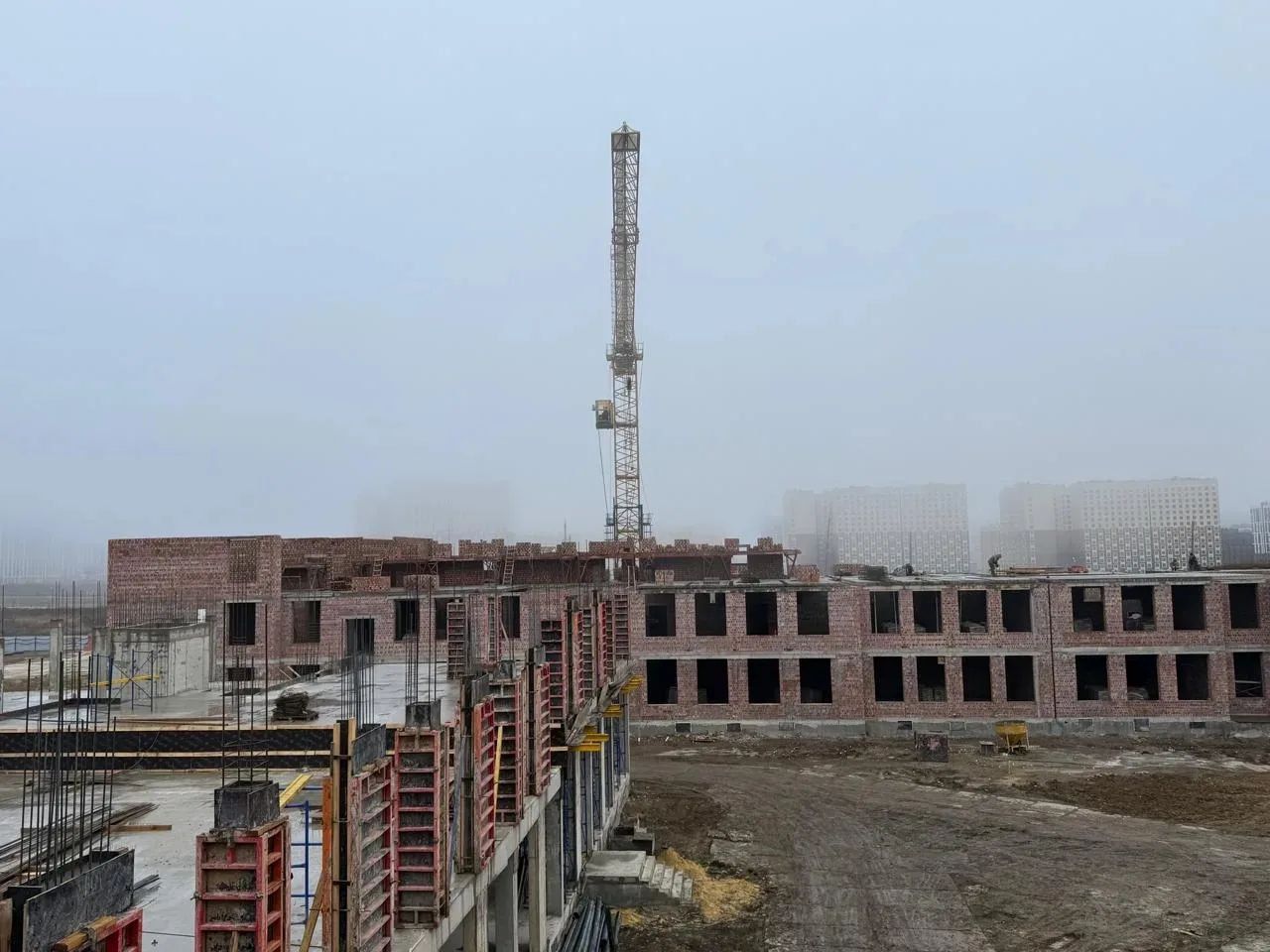 Школу с двумя бассейнами строят на юго-западе Ставрополя