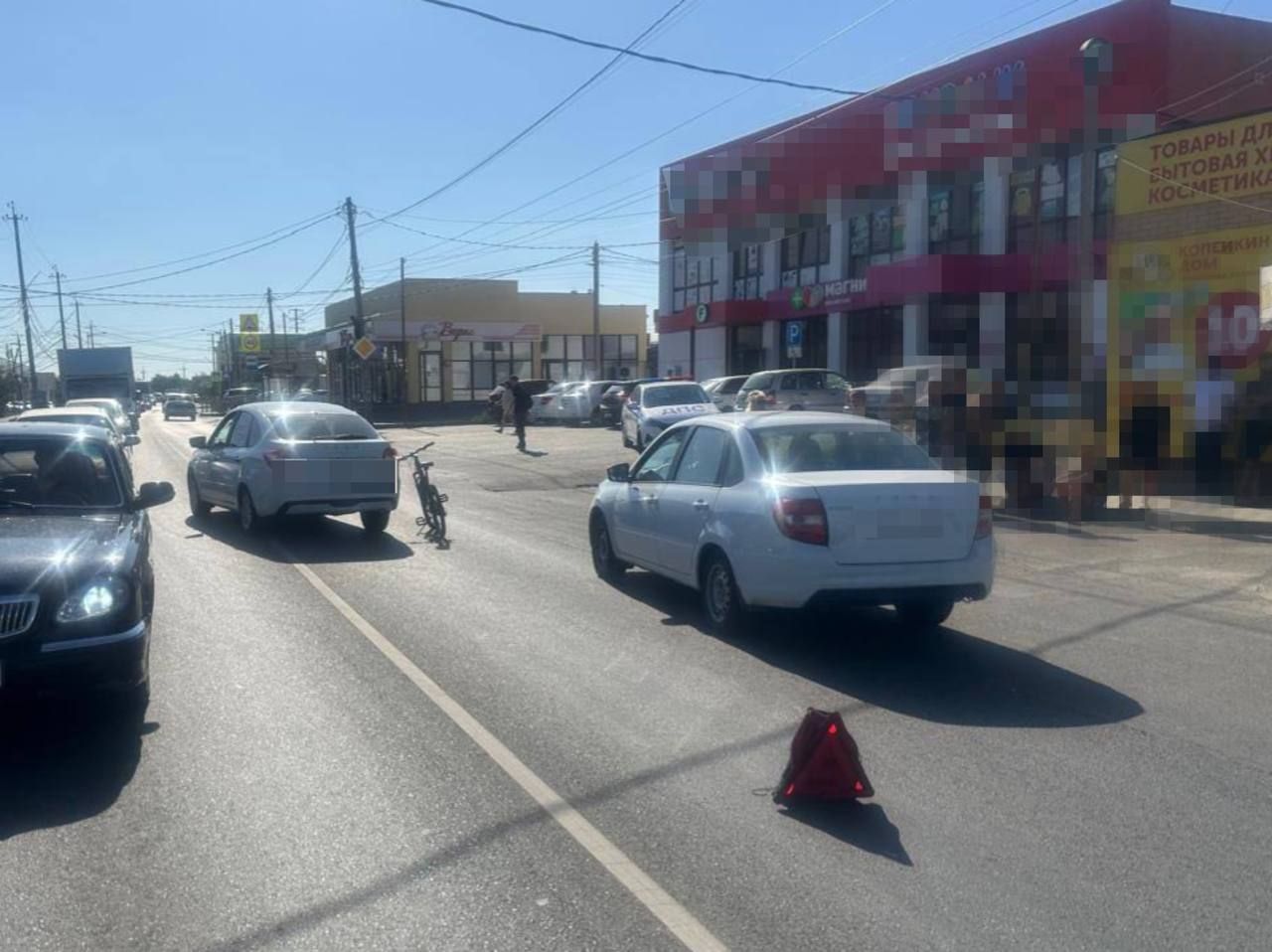 Машина зацепила юного велосипедиста в Михайловске