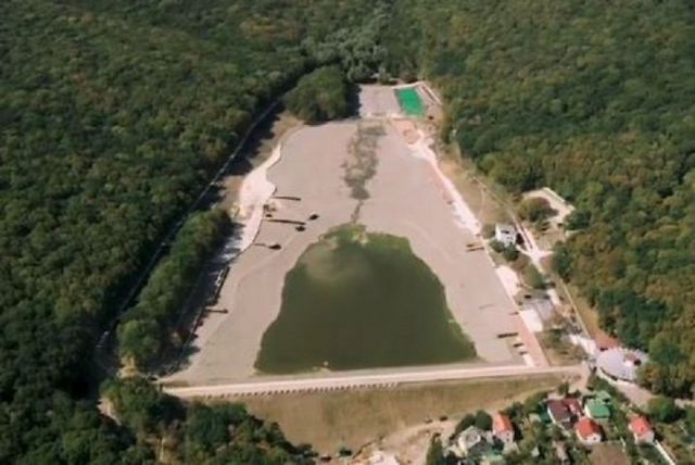 В Ставрополе началось наполнение Комсомольского пруда водой В Ставрополе началось наполнение Комсомольского пруда водой