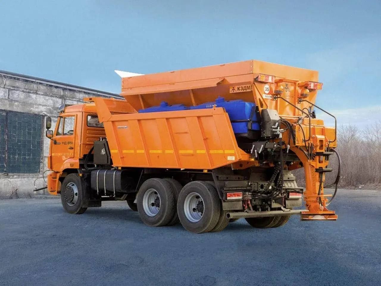 Лермонтов получил современную коммунальную технику перед Новым годом