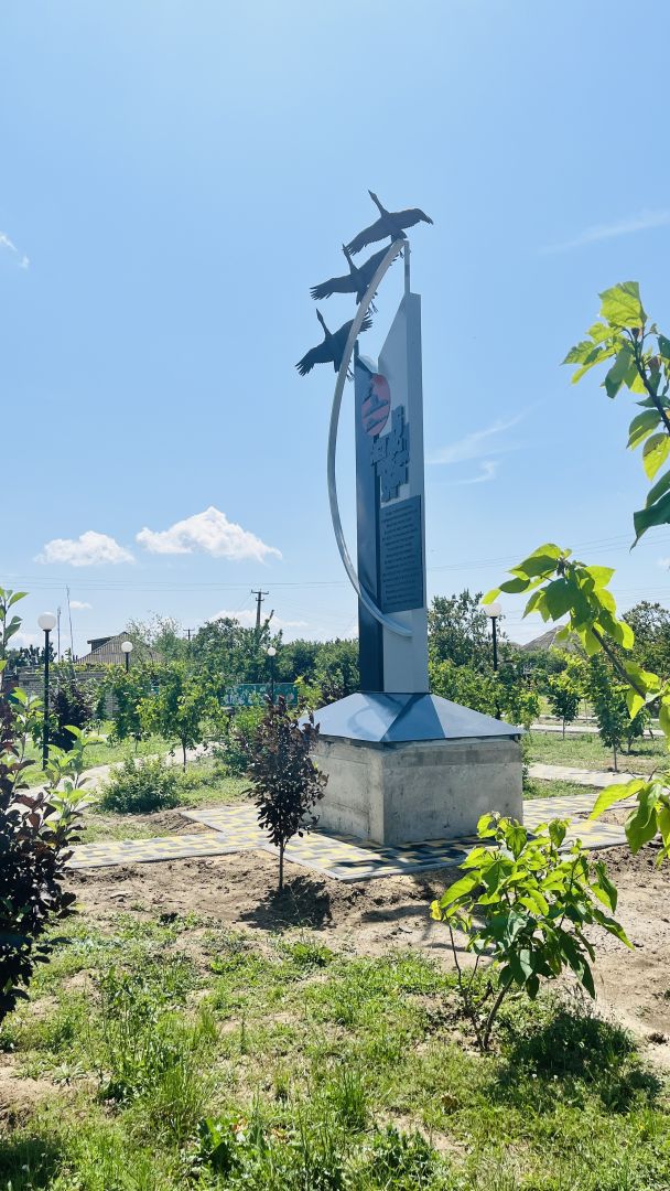 В Петровском округе края завершили благоустройство Сада Победы